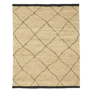 Safi Rug - Off White/Black (H240 x W305cm)